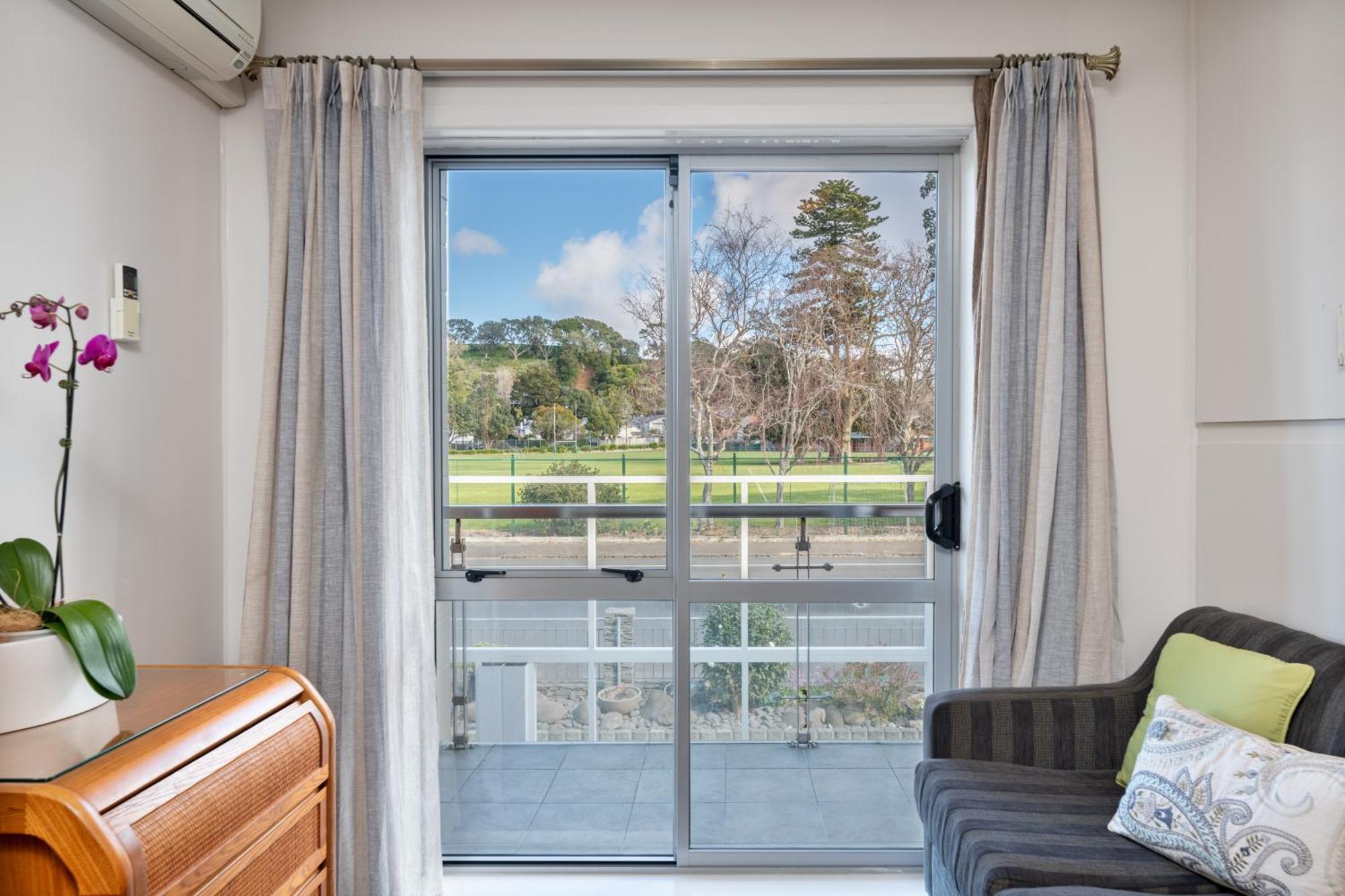 Best Western Newmarket Inn&Suites Auckland Buitenkant foto